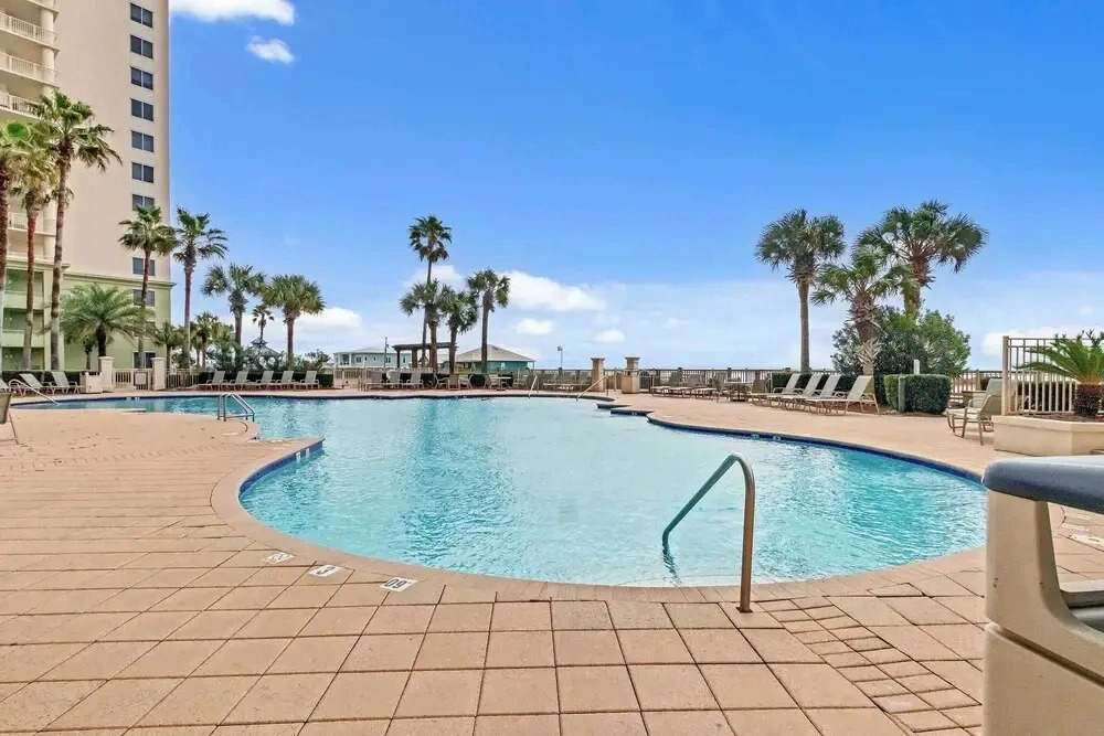 Beachfront Penthouse With Gulf Views
