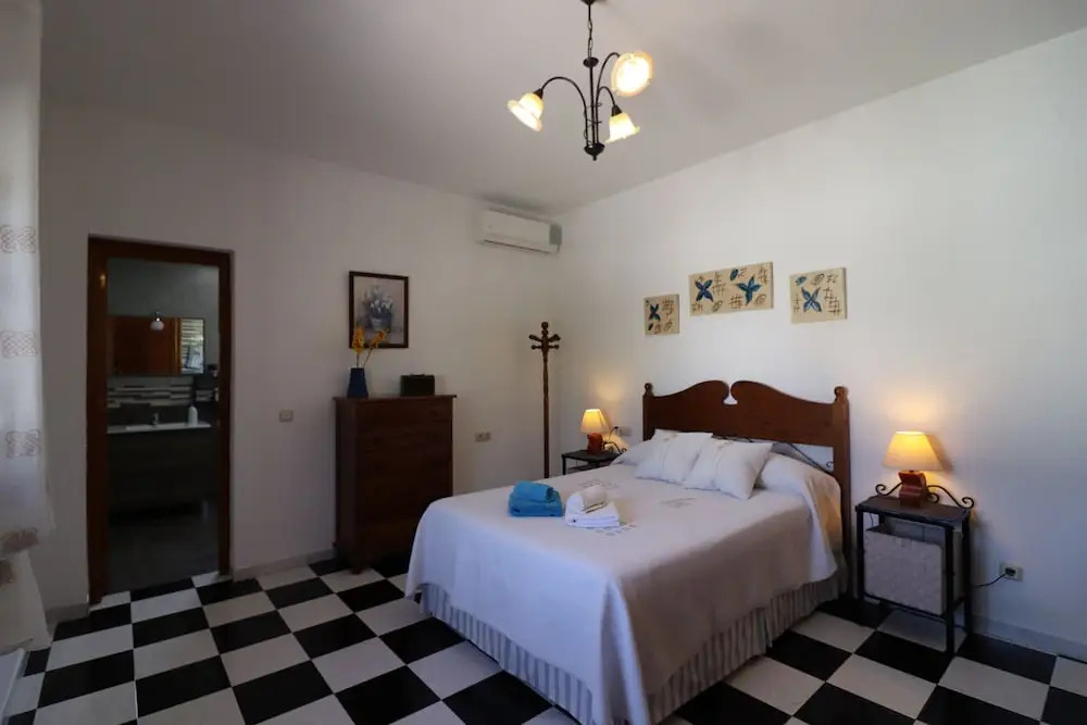 1114 Villa Corbera