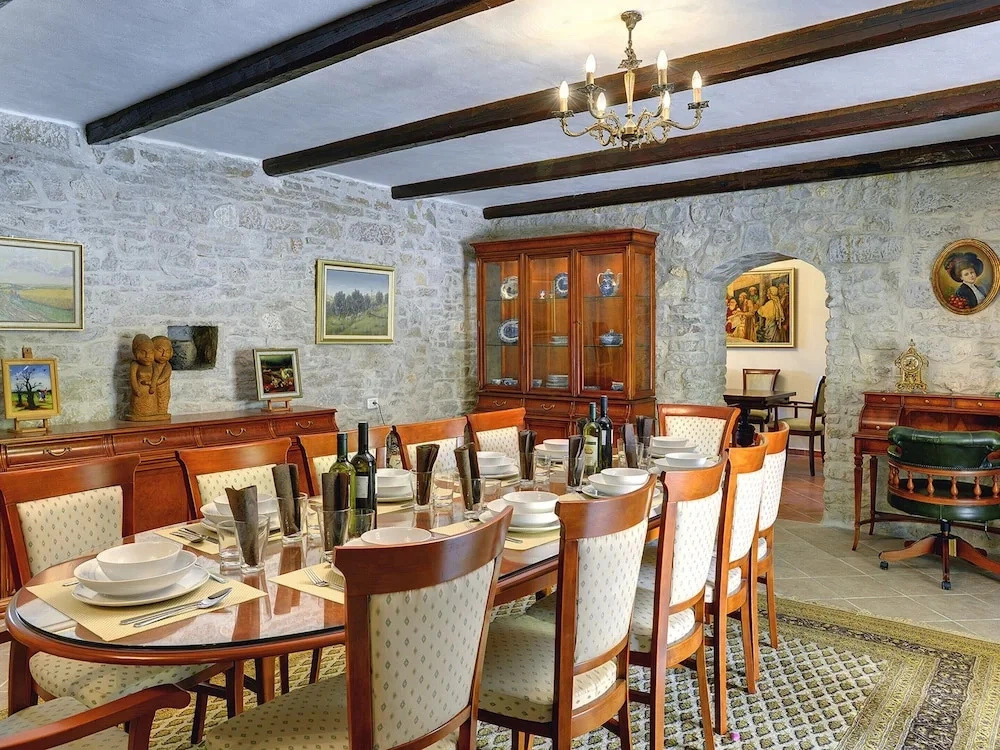 Holiday Home in Rojnici With Private Pool
