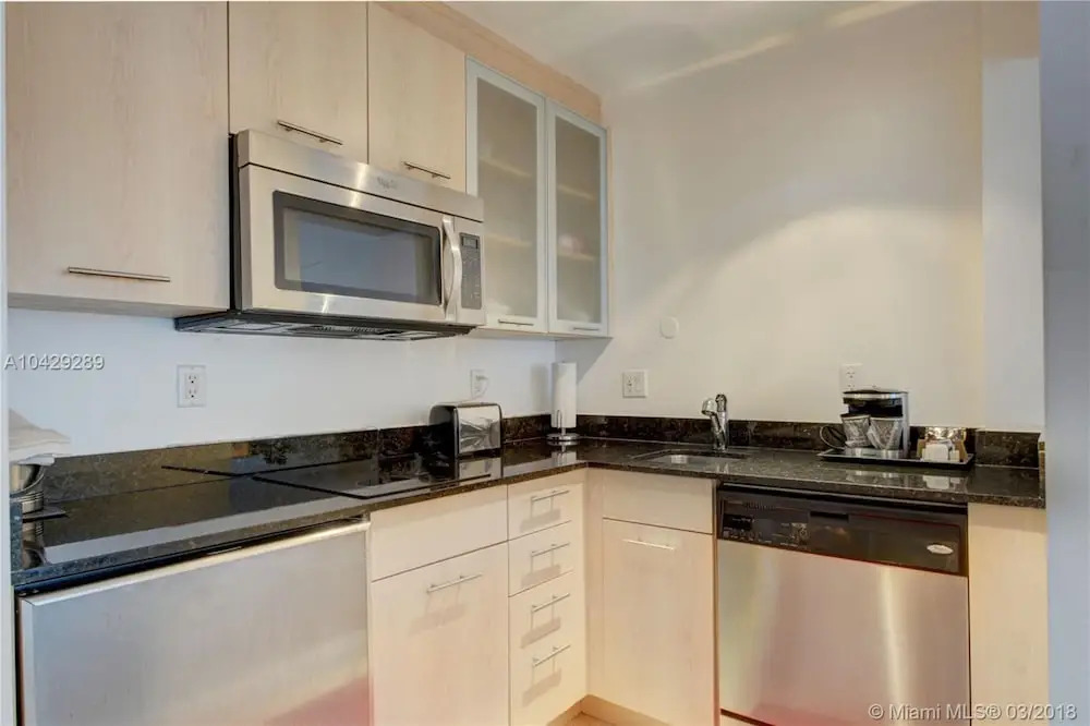 Gallery One Private Condos