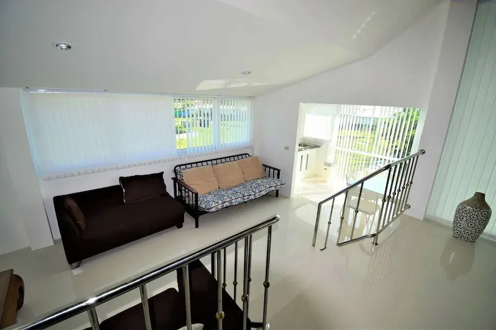 Very large Villa suitable for a large group up to 10 people or even 2 families