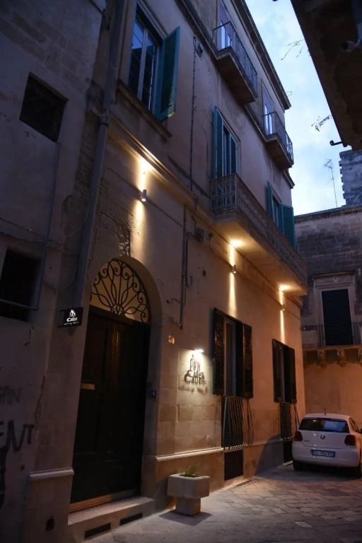 Cadelli Luxury Suite & Apartments