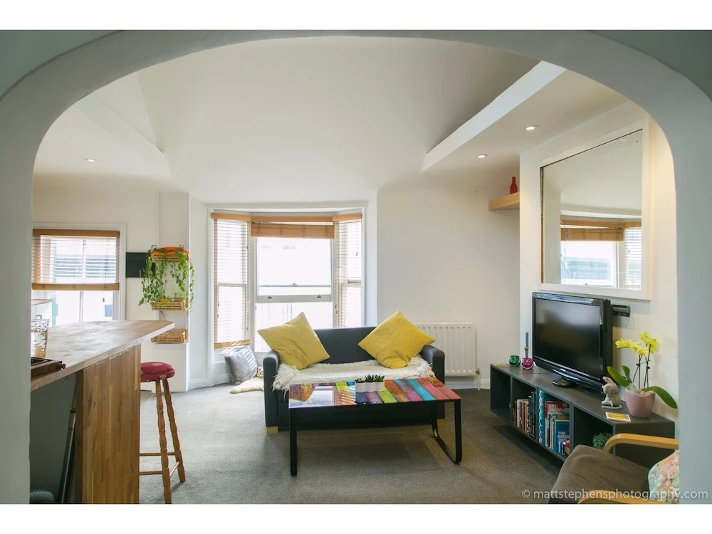 Amazing One-bedroom Flat, Close to Brighton Beach