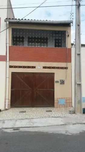 Casa 2 Quartos Mobiliada Cambeba - Com Garagem