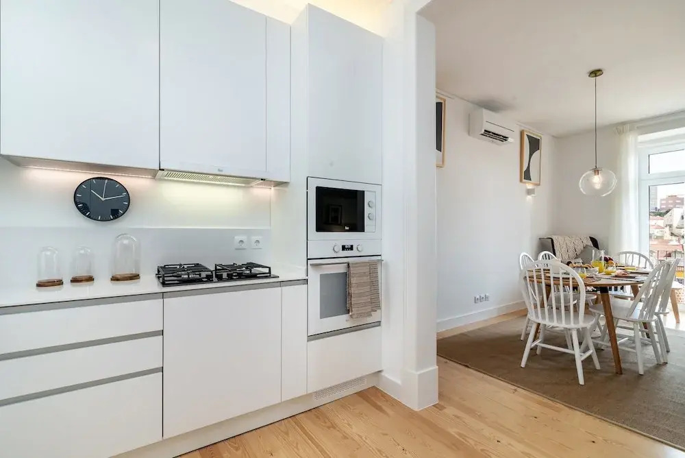 ALTIDO Charming 3BR home w/workspace&terrace by Intendente subway