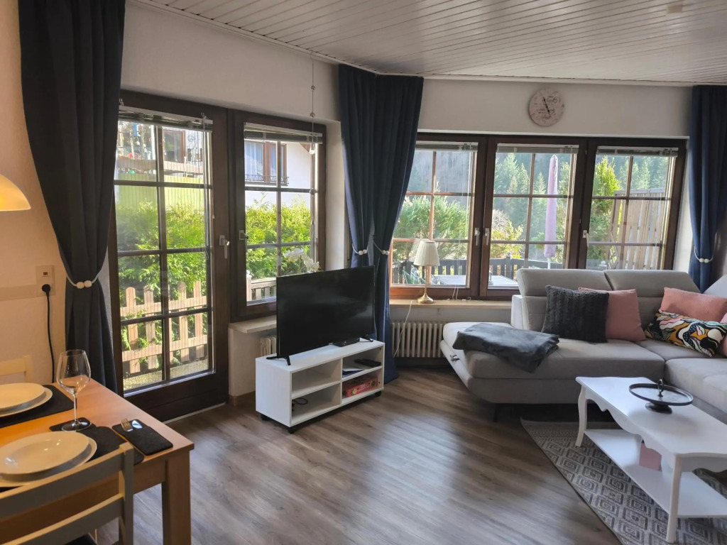 Fewo Zeus mit Terrasse, Grill,Garage,Netflix
