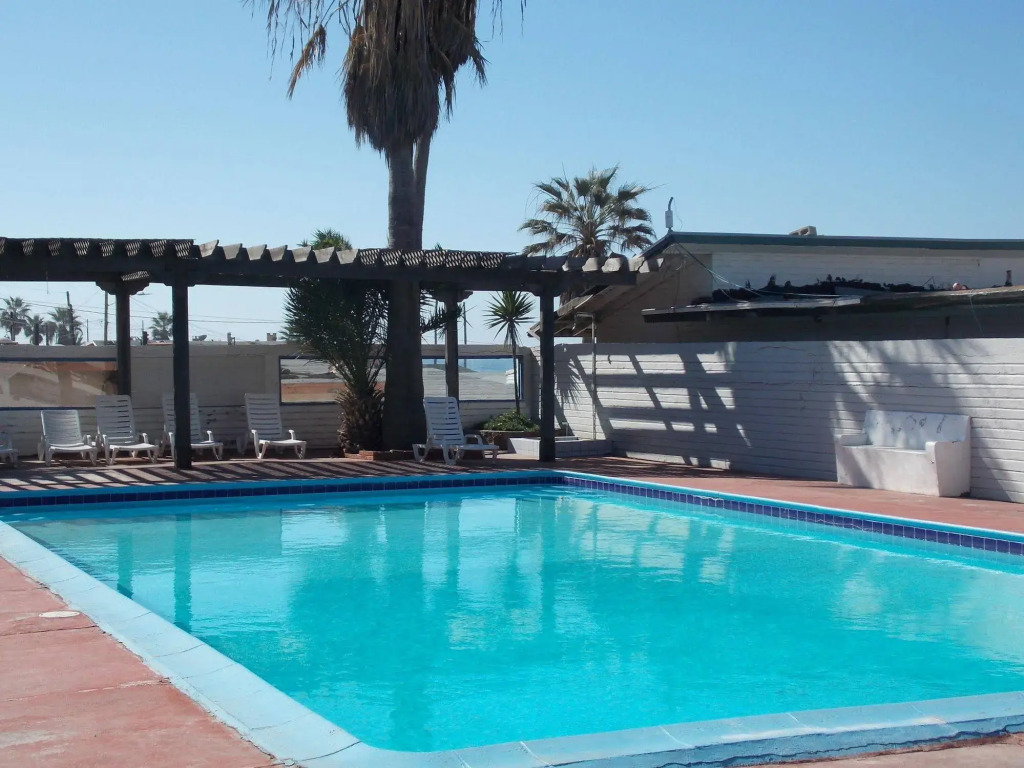 Paraiso Motel & Villas