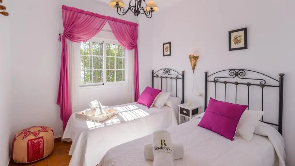 Casa El Monte Torrox by Ruralidays