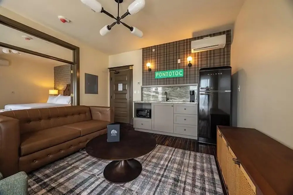Hotel Pontotoc