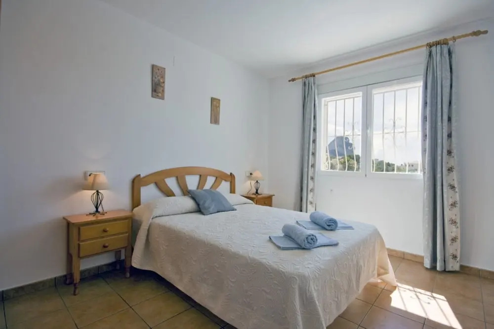 Villa - 4 Bedrooms with Pool and WiFi - 105014