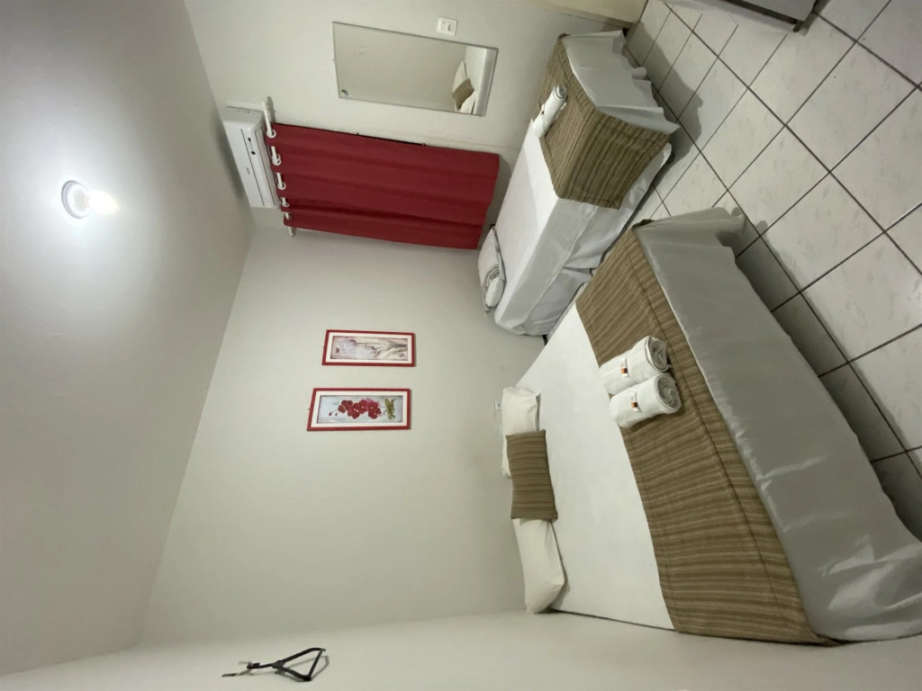 Center 1 Hotel