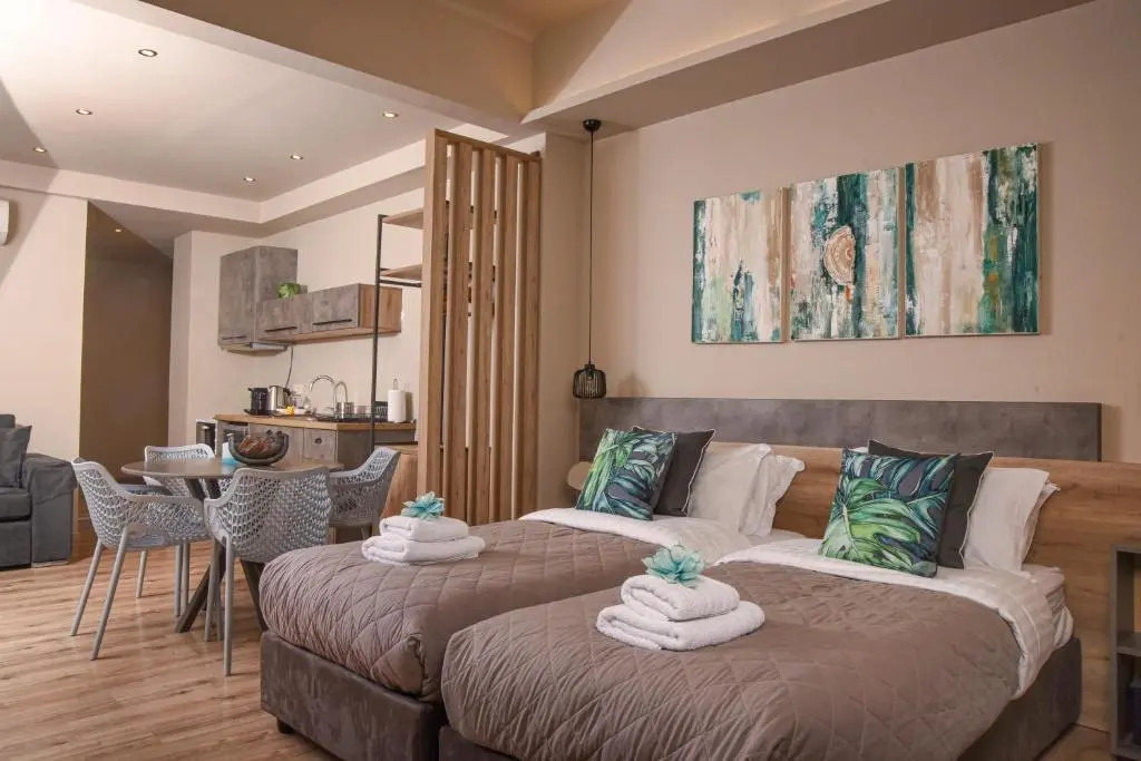 Wisdom Residence Luxury Apartments at Plaka