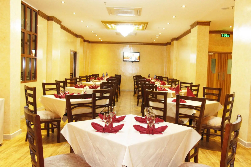 Riyam Hotel