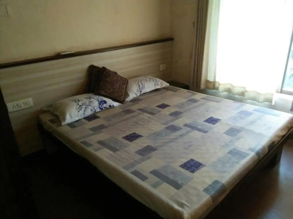 Gurukrupa 3 bhk Bunglow WITH PVT POOL Lonavala , Tungarli , Best location , Hill top
