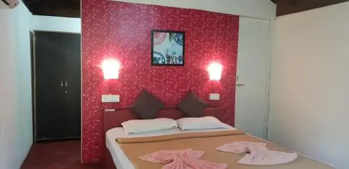 Shiva Cottages