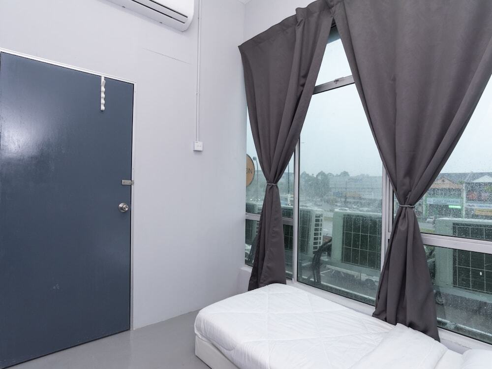 The Rooms Jb by OYO Rooms