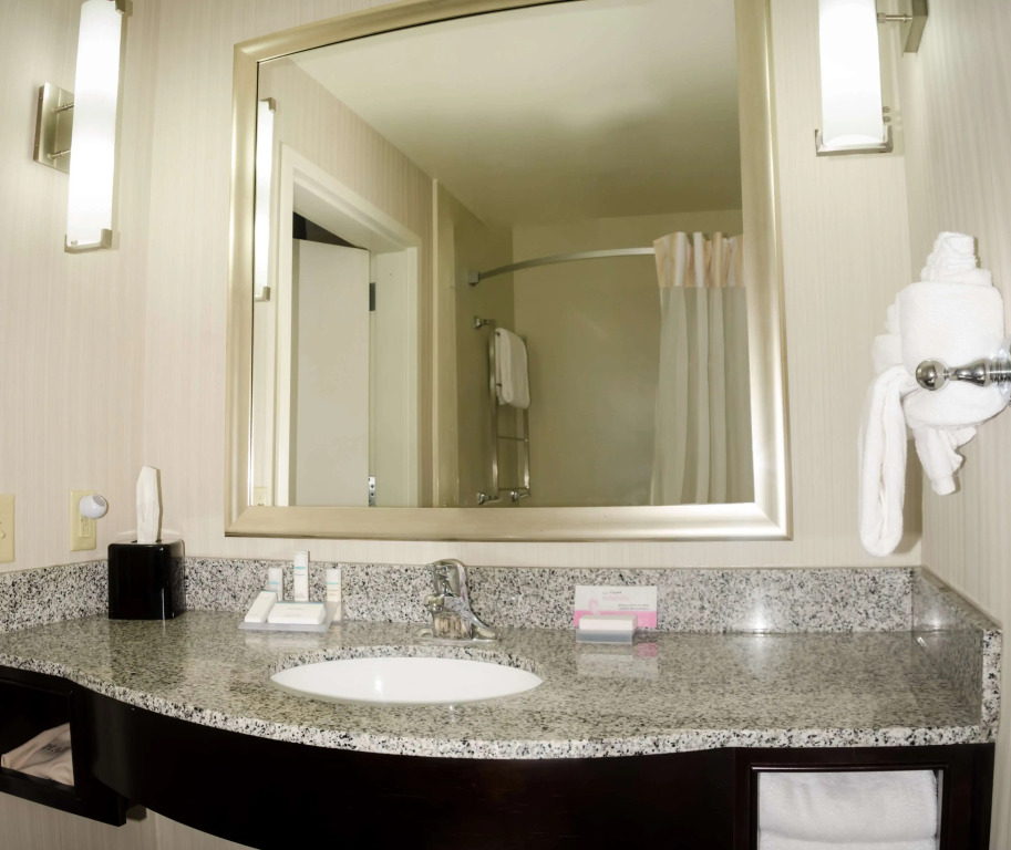 Hilton Garden Inn Benton Harbor