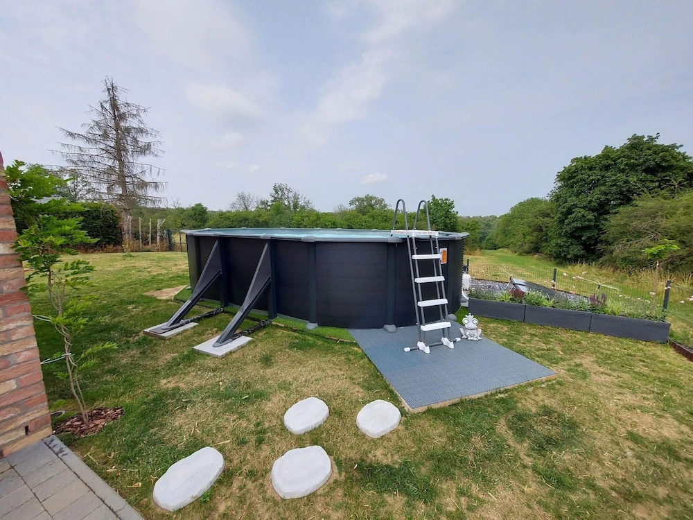 Holiday home in Noiseux with fenced garden