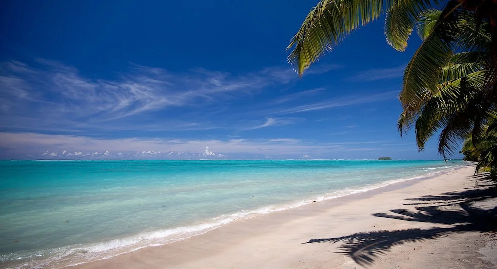 Vaiula Beach Fales