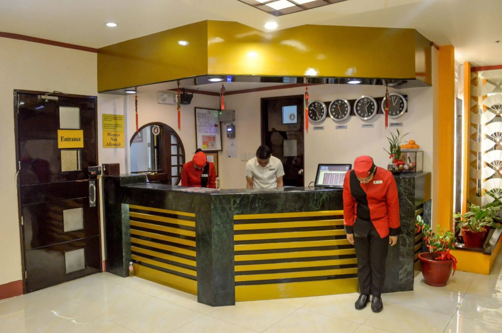 Hotel Sogo - Monumento, LRT Station