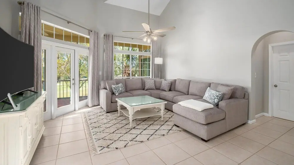 Tivoli 5249 (G) - 3BR 3BA+loft - (9)