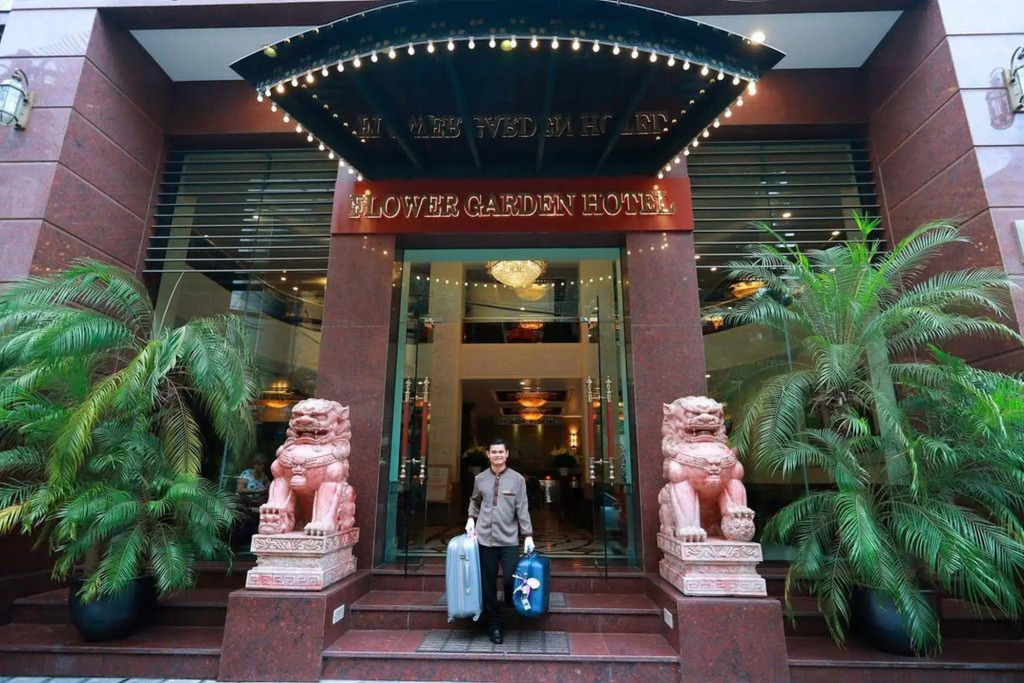 Flower Garden Hotel