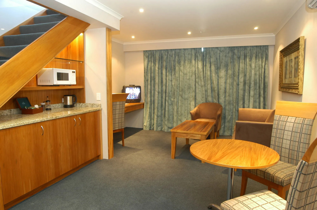 Plymouth International