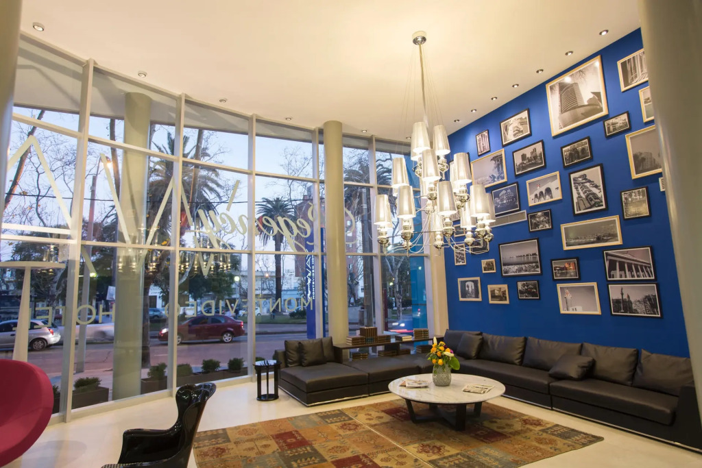 Regency Way Montevideo Hotel