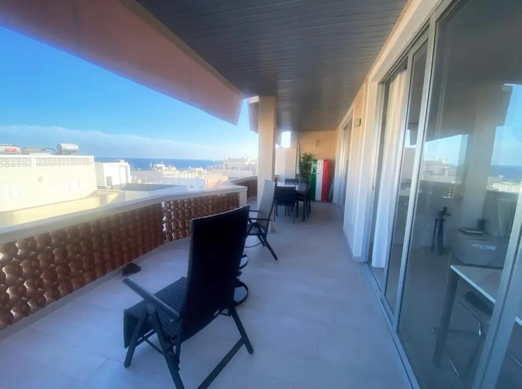 The White Heart House – Attic Sea View