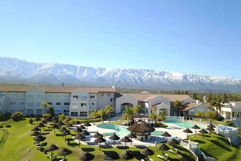Howard Johnson Resort Spa & Convention Center