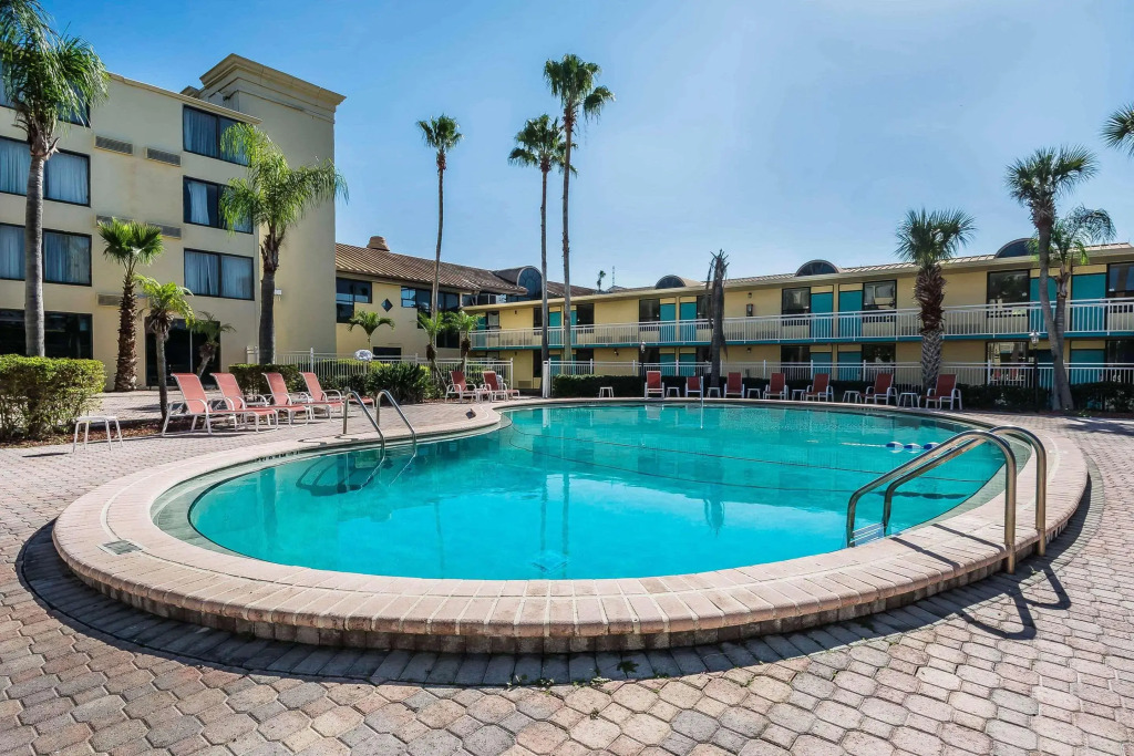 Clarion Hotel Orlando International Airport