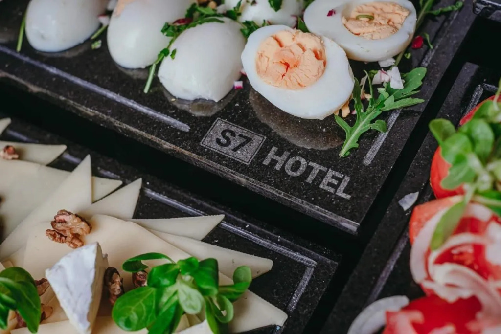 S7 Hotel