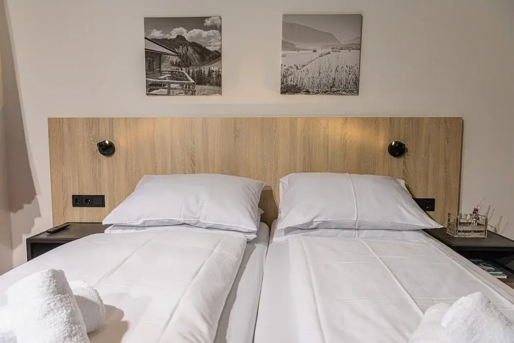Beautiful Apartment in Viehhofen With hot tub