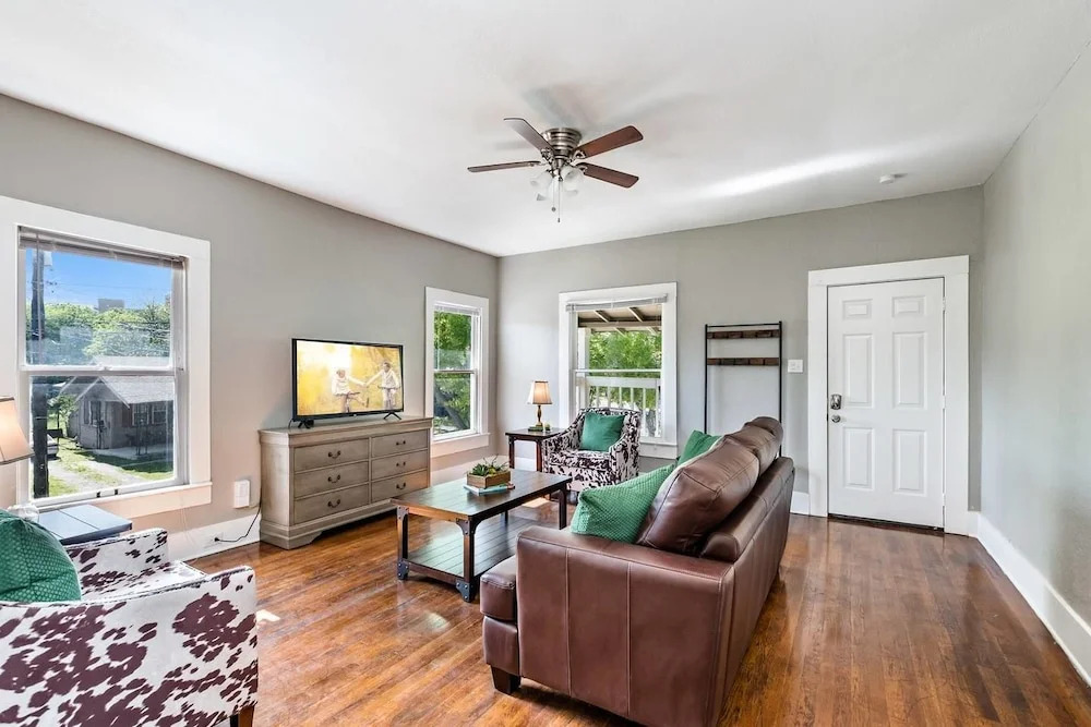 River City Retreat Best Location, Sleeps 4!