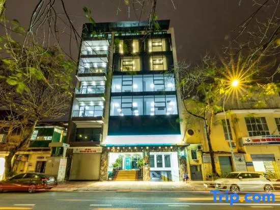 Phong Lan Apartments