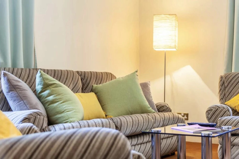 Remarkable 3-bed Apartment in London