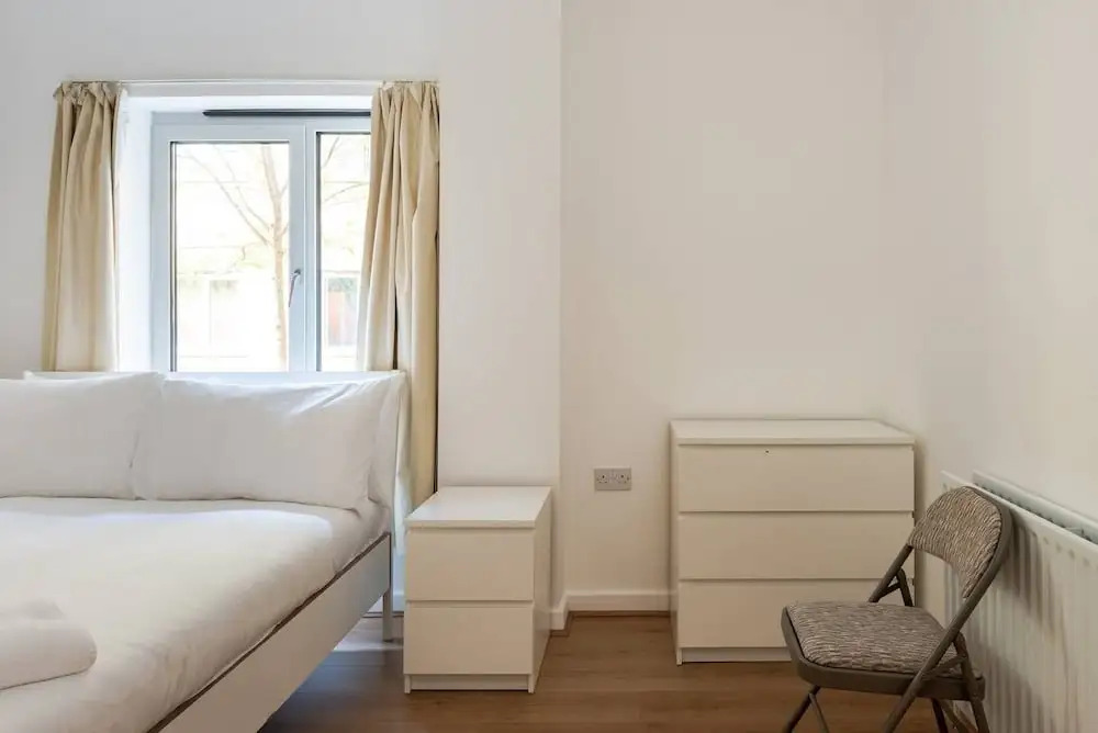 Large 3Br Flat In Canary Wharf For Up To 6