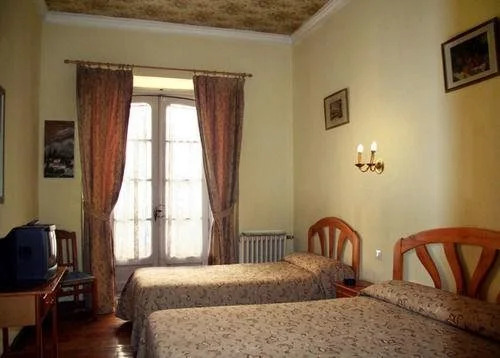 Hostal Los Arces