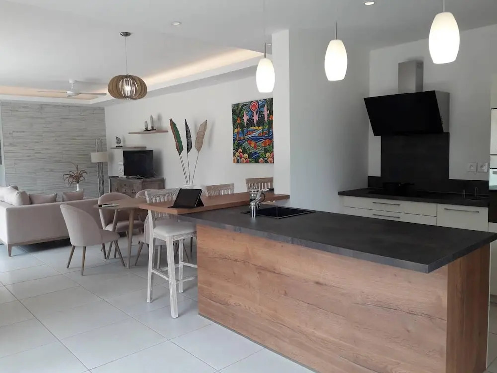 Elegant Villa in Pereybere, Grand Baie + Pool
