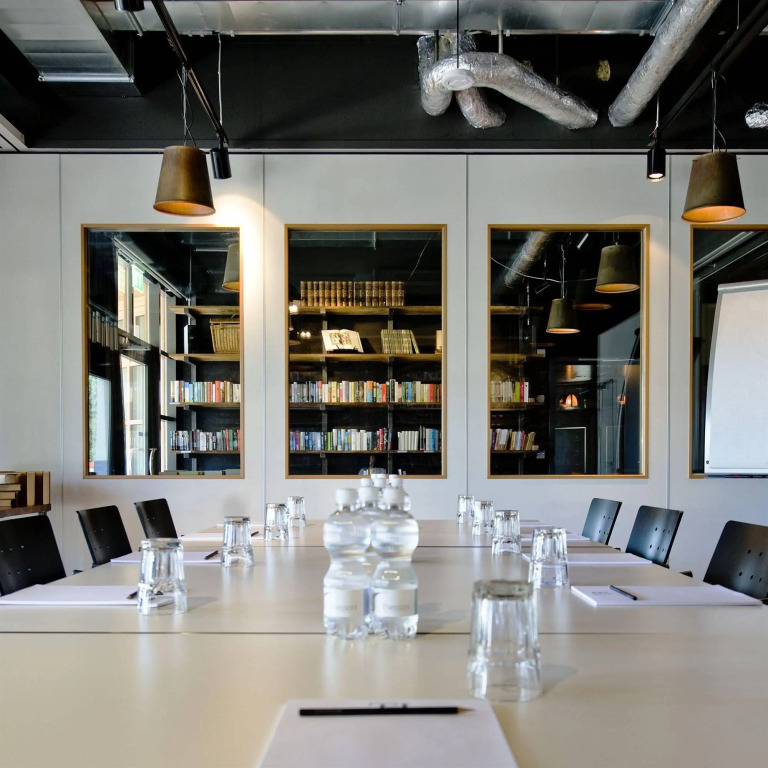 Boutiquehotel Thessoni Classic Zürich-Regensdorf & Residence Thessoni Home 350m distance to mainbuilding