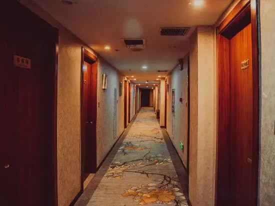 Silu Bi'an Boutique Business Hotel (Airport Xintianrun Rome Tianjie)