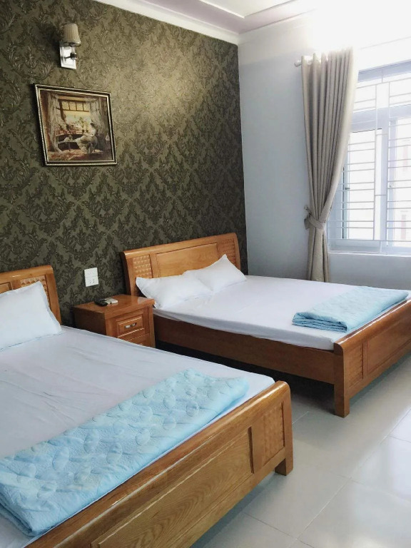 Khách sạn Tân Trường Sơn