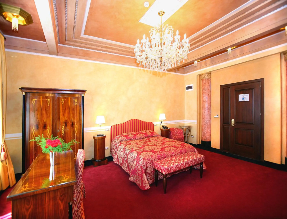 Vigo Hotel