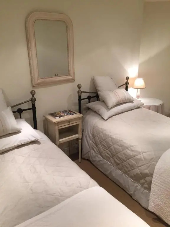 Super Spacious Regency Flat with Parking