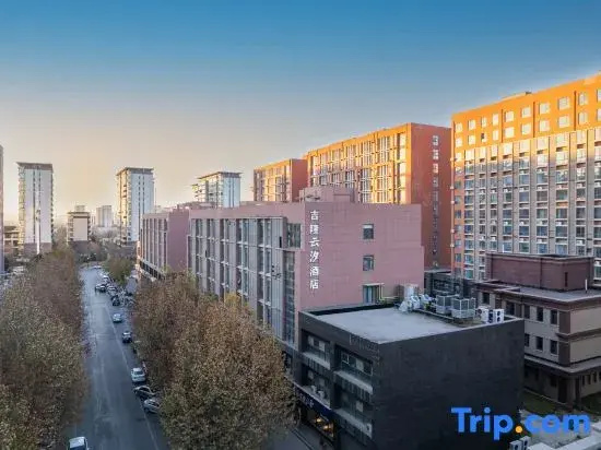 Zhengzhou Jilong Yunxuan Hotel