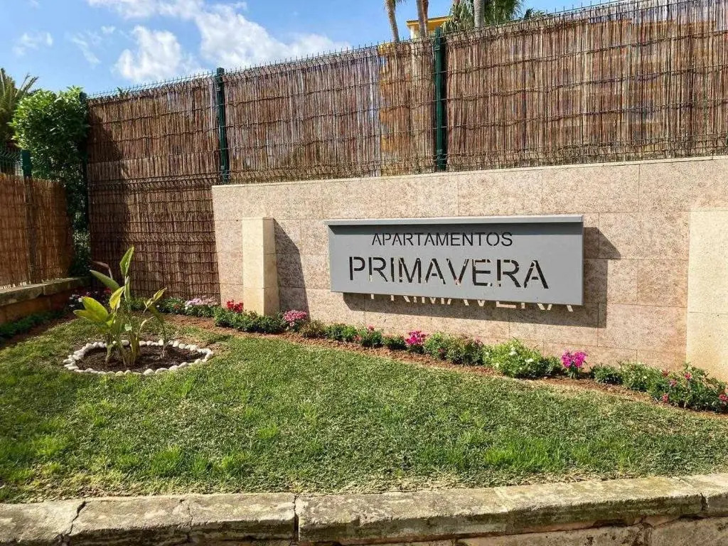 NEW Apt RELAX HOME a 150 m del mar WIFI y Piscina