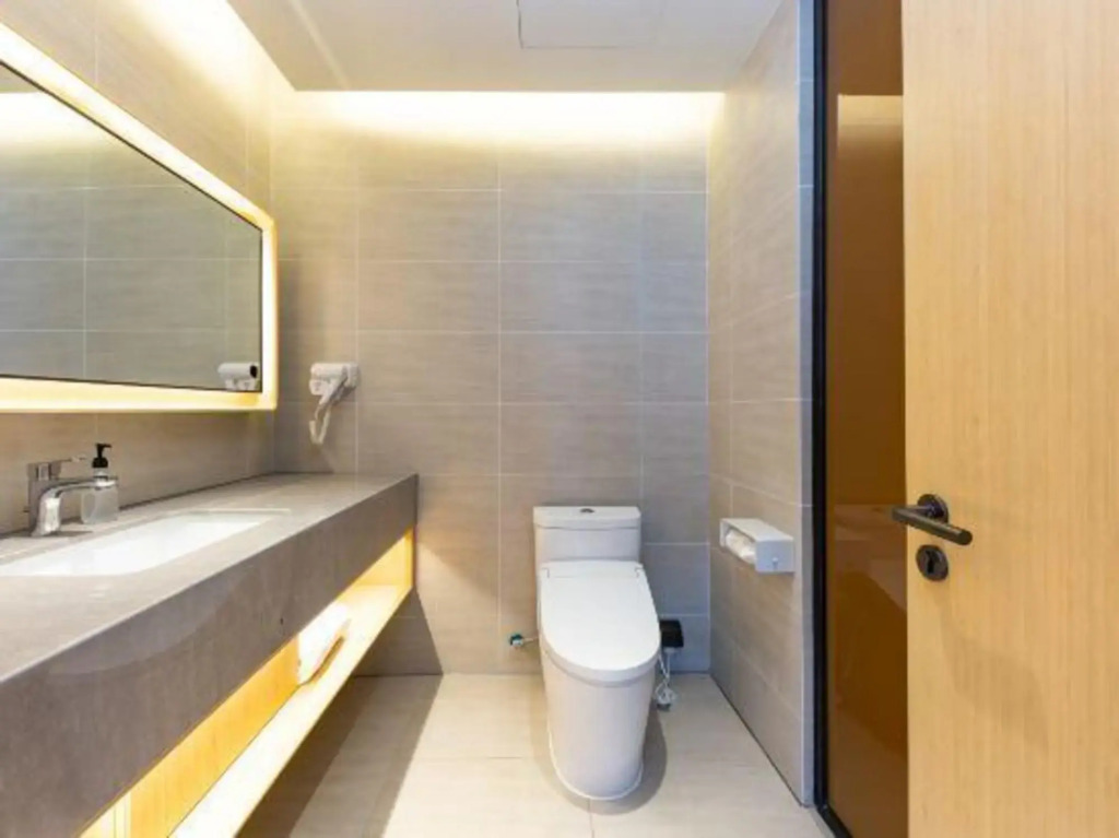 Ji Hotel (Jinan West Railway Station)