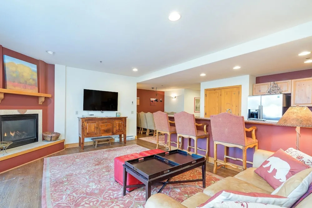 Bear Creek Lodge 403 4 Bedroom Condo by Alpine Lodging Telluride