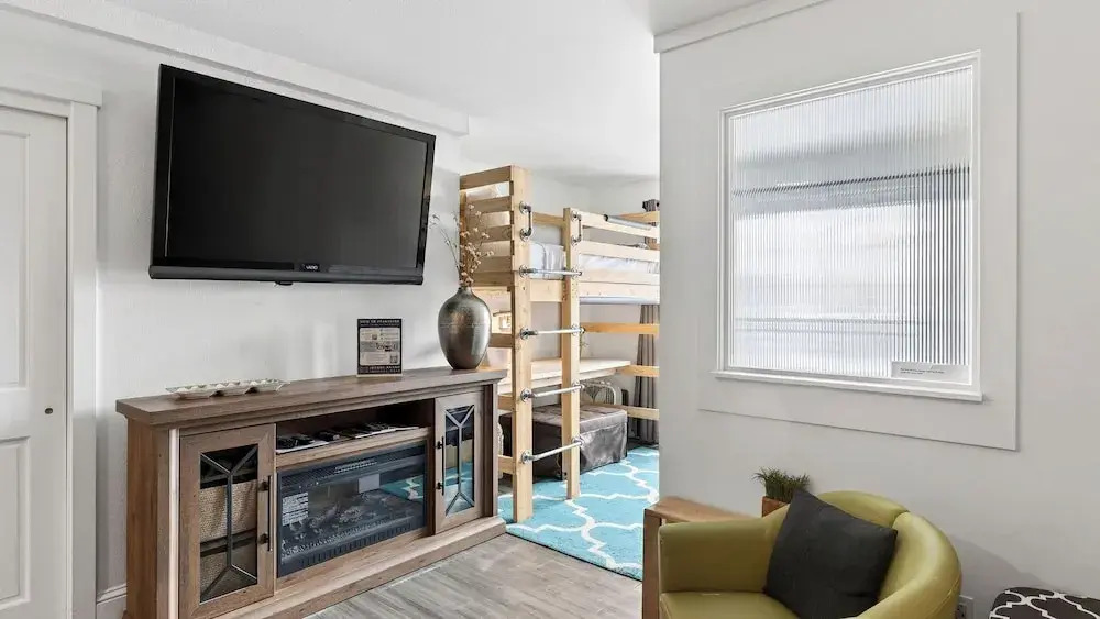 Blue Mesa Lodge 20B by Avantstay Prime Ski Access Condo Steps to Gondola, Lifts, & Dining