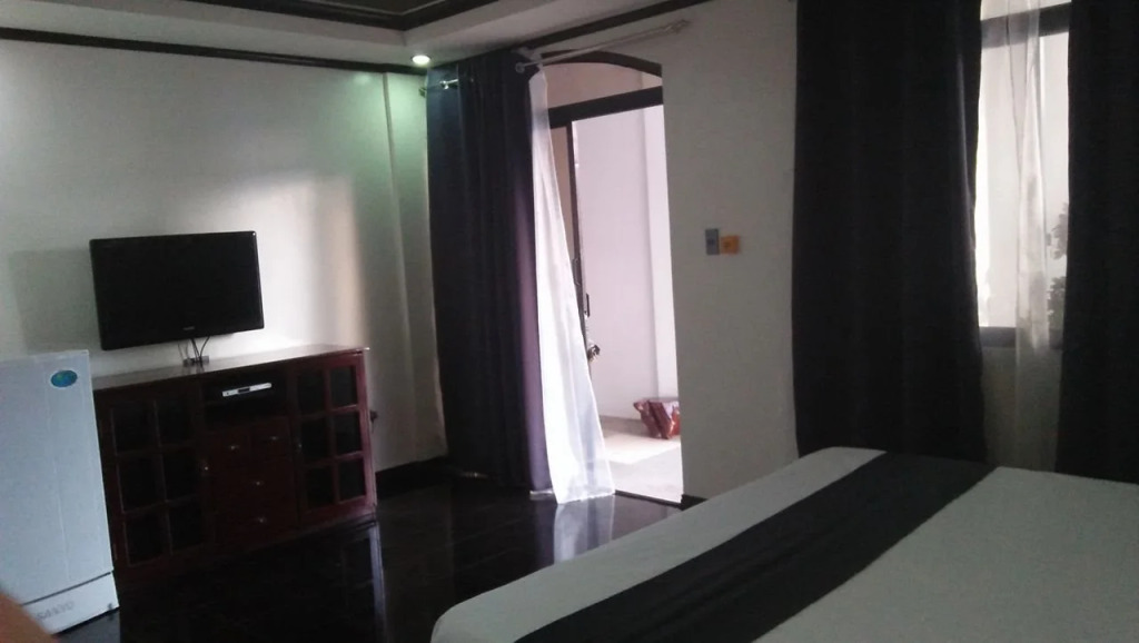 Patio Inn Hotel & Apartments